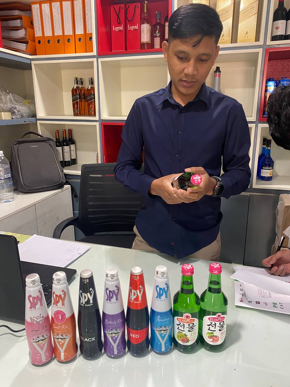 Strategic HoReCa distribution by Da Hug Heng for SPY wine coolers